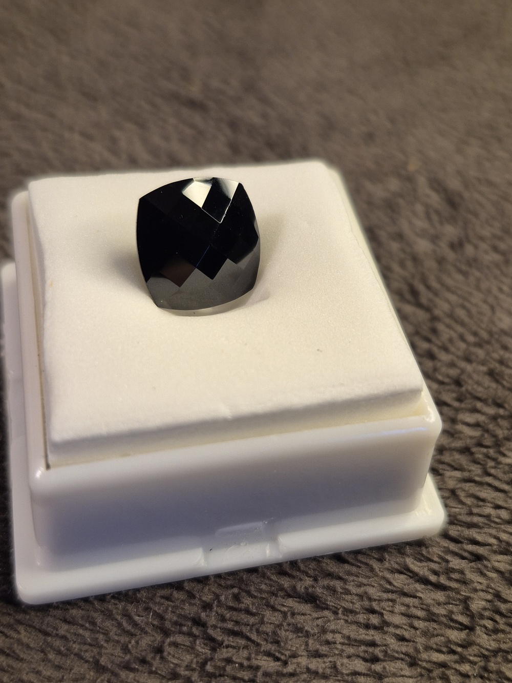 Black Spinel 7ct puffed square 12mm checkered cut